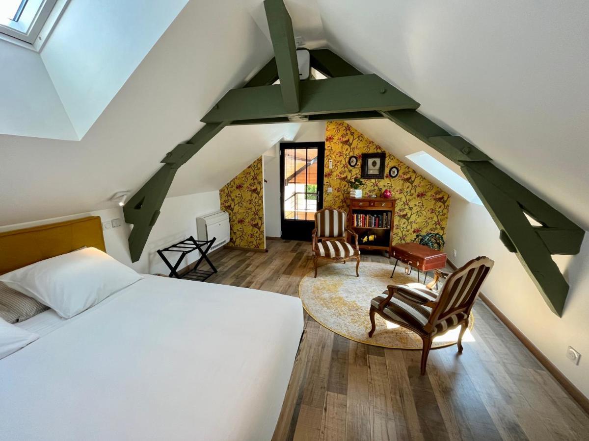 Cave Auger La Maison D'Hotes Restigne Экстерьер фото