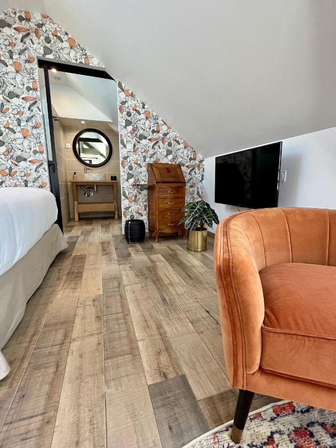 Cave Auger La Maison D'Hotes Restigne Экстерьер фото