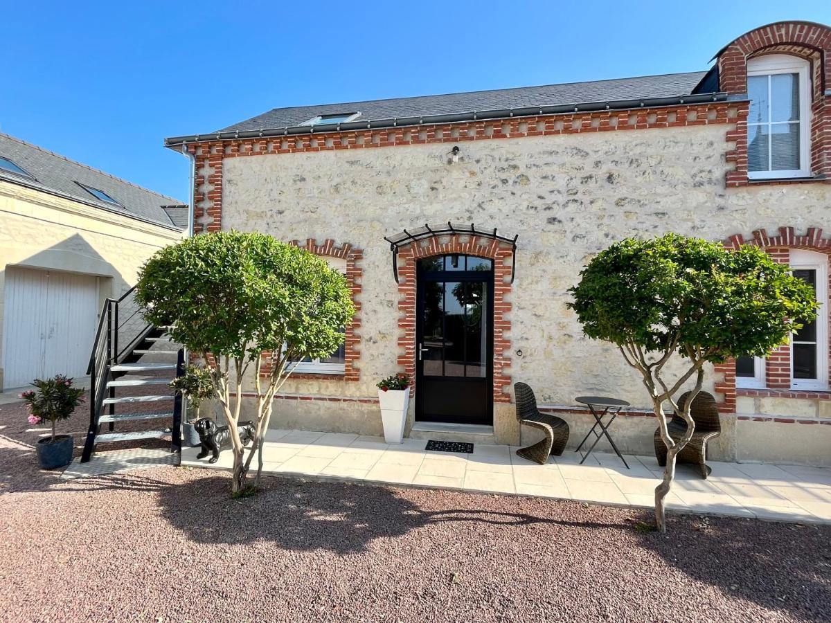 Cave Auger La Maison D'Hotes Restigne Экстерьер фото