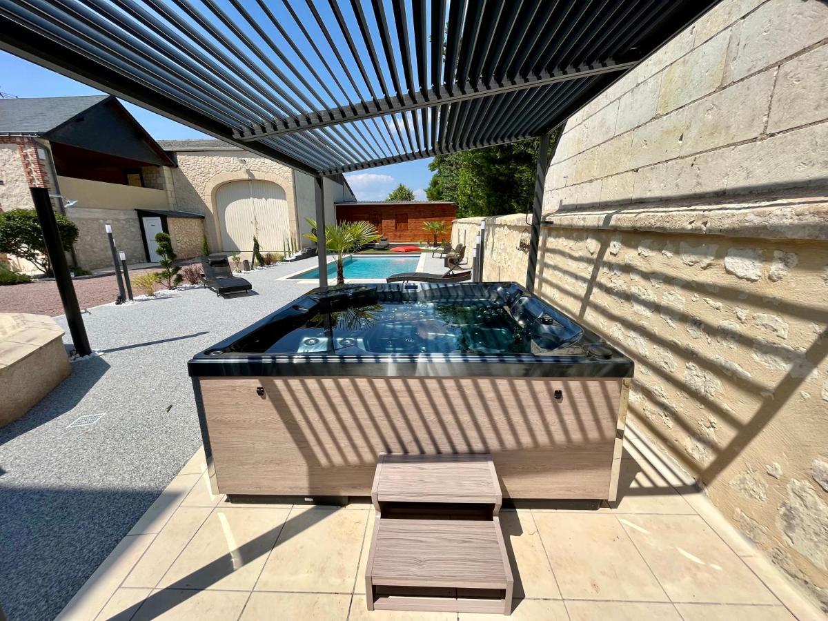 Cave Auger La Maison D'Hotes Restigne Экстерьер фото