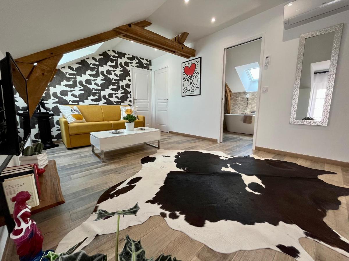Cave Auger La Maison D'Hotes Restigne Экстерьер фото