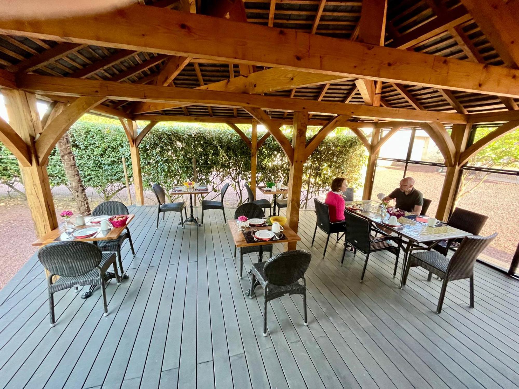 Cave Auger La Maison D'Hotes Restigne Экстерьер фото